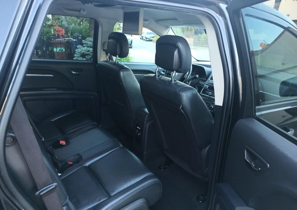 Dodge Journey cena 29990 przebieg: 167100, rok produkcji 2010 z Poznań małe 121